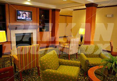 почивка в Fairfield Inn & Suites by Marriott Richmond Northwest