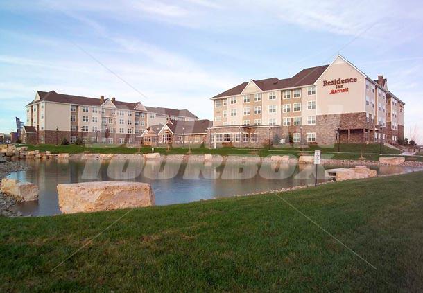 почивка в  Residence Inn Des Moines West at Jordan Creek Town Center
