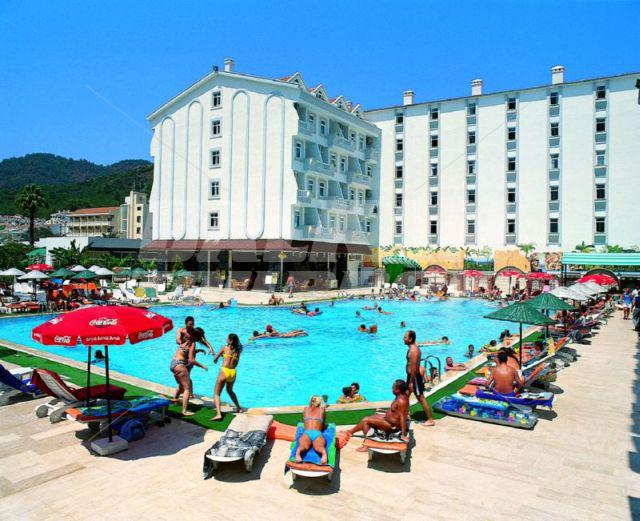 holiday in Pasa Beach