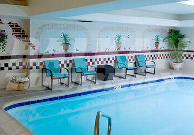 почивка в Residence Inn by Marriott Kansas City Country Club Plaza
