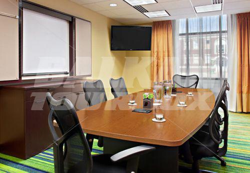 почивка в Fairfield Inn & Suites by Marriott Wichita Downtown