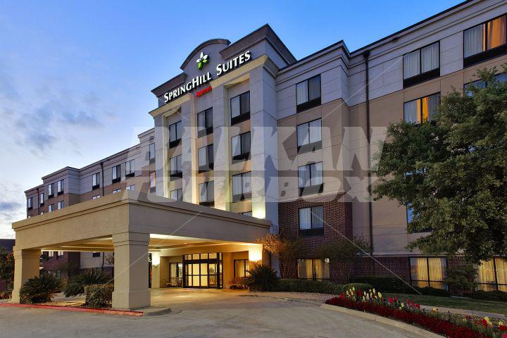 почивка в  SpringHill Suites by Marriott Austin North/Parmer Lane