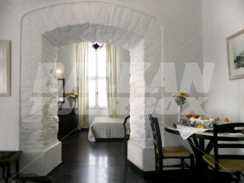 почивка в Miranda Hotel Hydra
