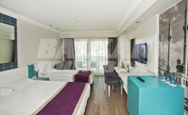 почивка в Crystal Waterworld Resort & Spa