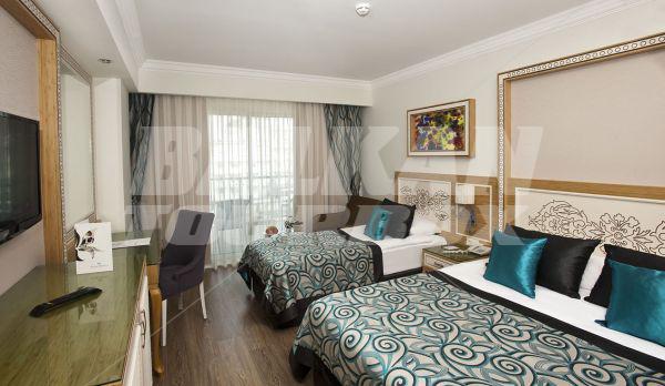 почивка в Crystal Waterworld Resort & Spa