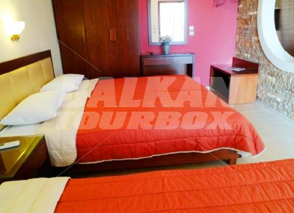 почивка в Zeus Hotel