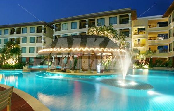почивка в Patong Paragon