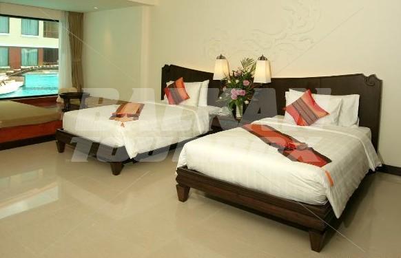 почивка в Patong Paragon