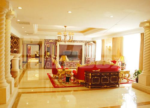 holiday in Zhongzhou International