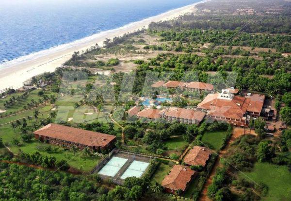 holiday in Ramada Caravela Beach Resort