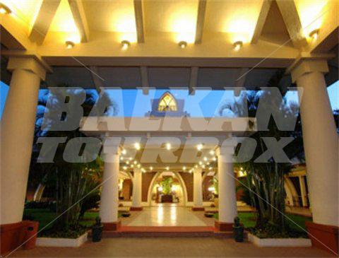 holiday in Ramada Caravela Beach Resort