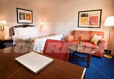 почивка в Courtyard by Marriott Seattle Downtown/Lake Union