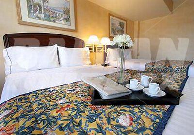 почивка в Courtyard by Marriott Seattle Downtown/Lake Union