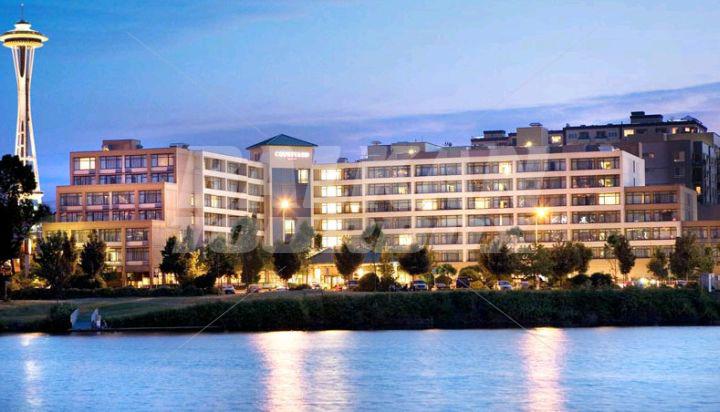 почивка в  Courtyard by Marriott Seattle Downtown/Lake Union