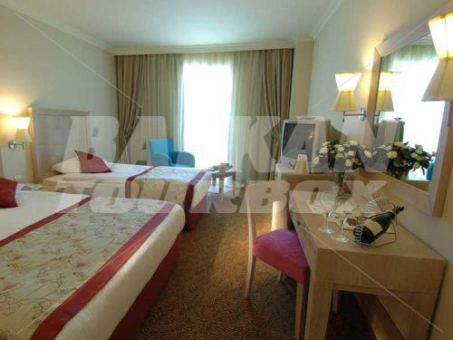 почивка в Club Hotel Vera Mare