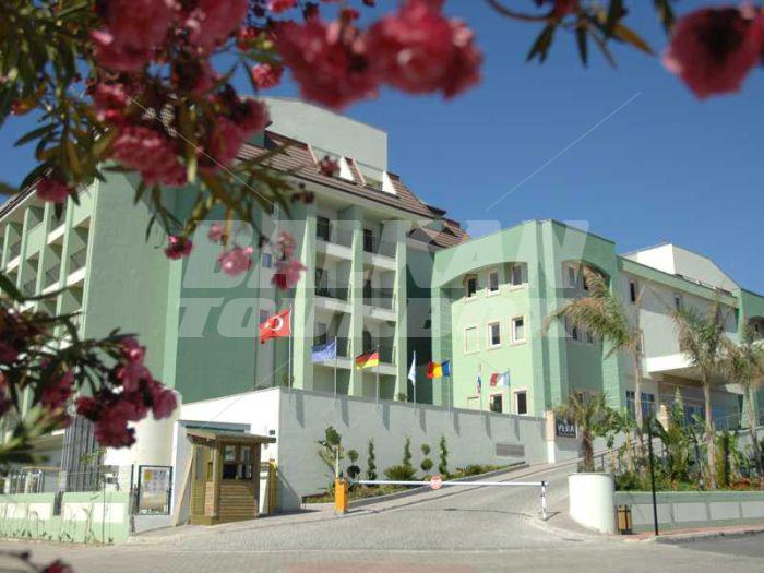 почивка в Club Hotel Vera Mare