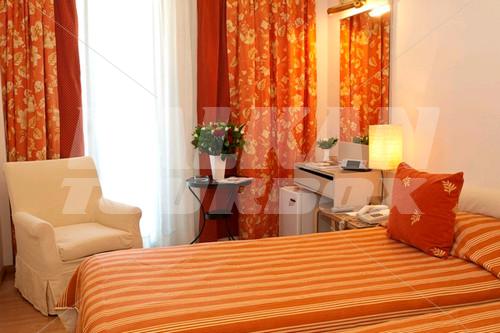 почивка в The Park Hotel Pireaus