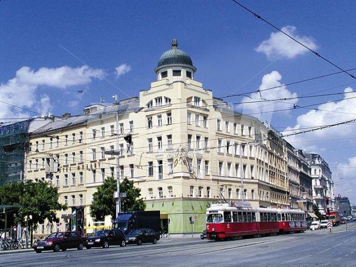 почивка в  Mozart Hotel