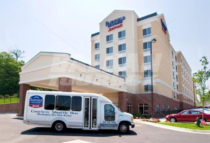 почивка в  Fairfield Inn & Suites by Marriott Washington DC/New York Avenue