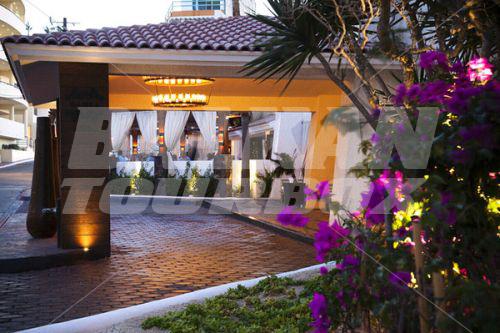 почивка в Bahia Hotel and Beach Club