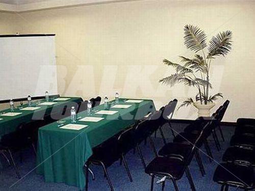 почивка в Holiday Inn Express Tampico