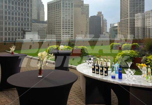 почивка в Courtyard by Marriott Detroit Downtown