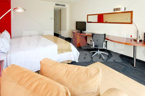почивка в Holiday Inn Express Guadalajara Expo