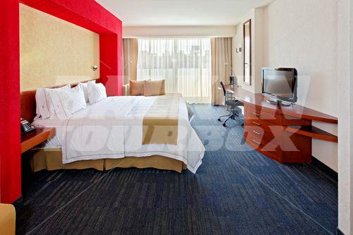почивка в Holiday Inn Express Guadalajara Expo