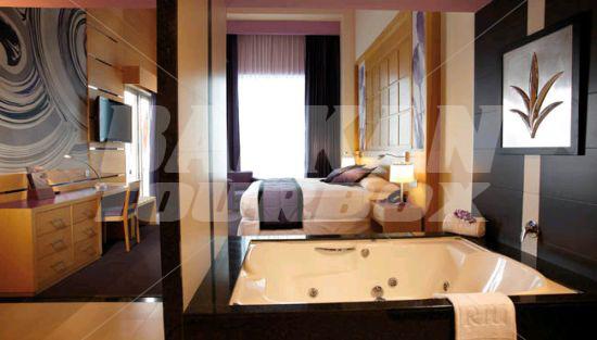 почивка в Riu Plaza Guadalajara