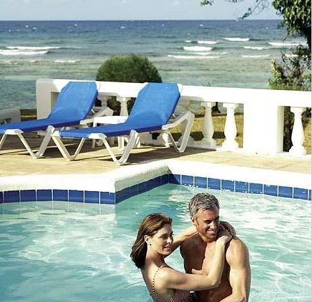 holiday in Half Moon