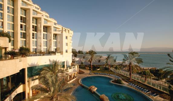 почивка в  Leonardo Dead Sea