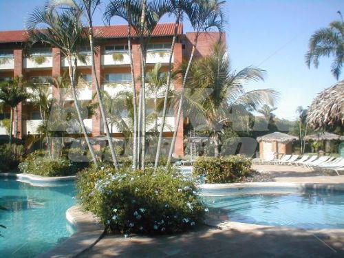 holiday in Camino Real