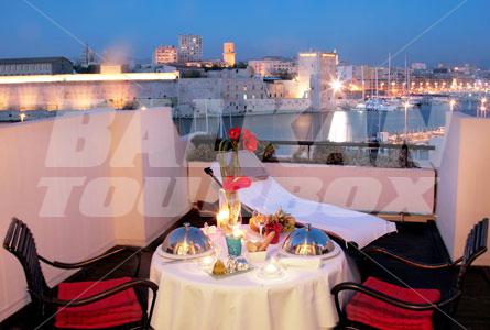 почивка в Sofitel Vieux Port