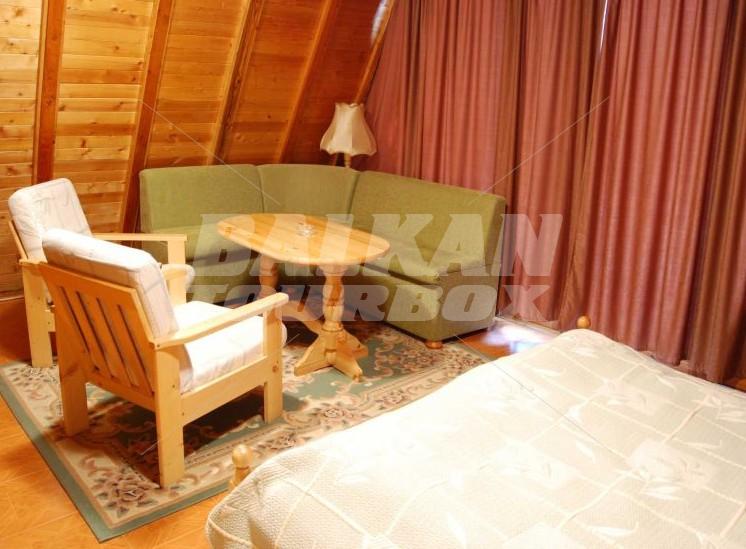 holiday in Villi Malina