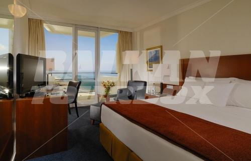 holiday in Leonardo Plaza Tel Aviv