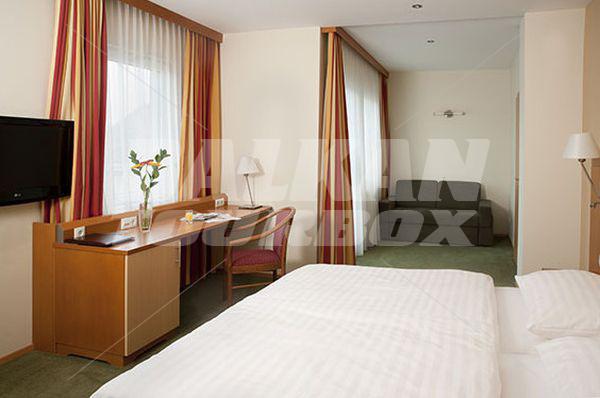 holiday in Lucia Hotel