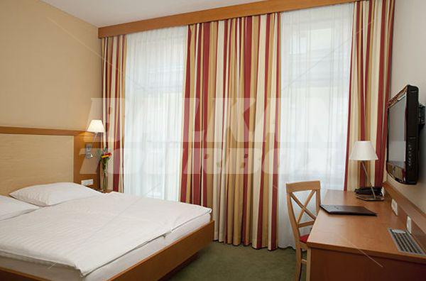 holiday in Lucia Hotel