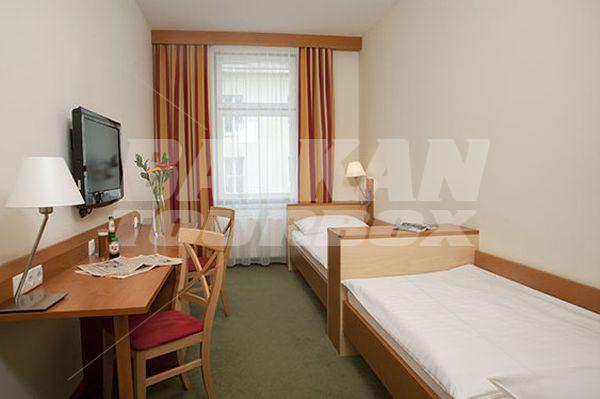 holiday in Lucia Hotel