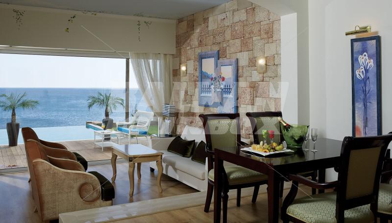 holiday in Atrium Prestige Thalasso