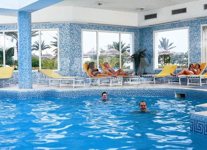 почивка в Riu Bellevue Park