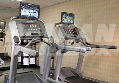 почивка в Courtyard by Marriott Dallas LBJ at Josey