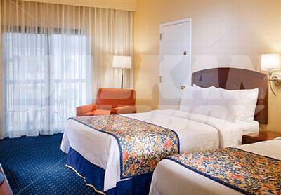 почивка в Courtyard by Marriott Dallas LBJ at Josey