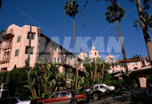 почивка в Beverly Hills Hotel & Bungalows