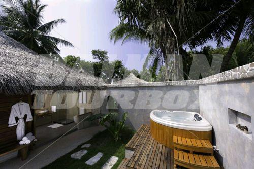 почивка в Kuramathi Island Resort