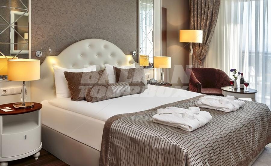 holiday in Sunis Efes Royal Palace