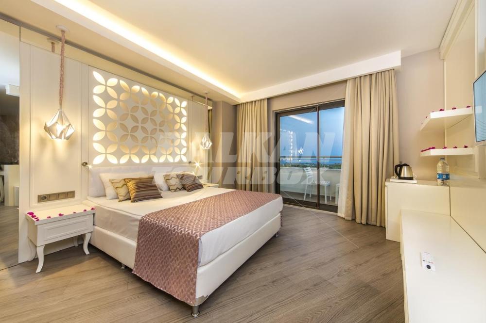 почивка в Diamond Premium Hotel and Spa