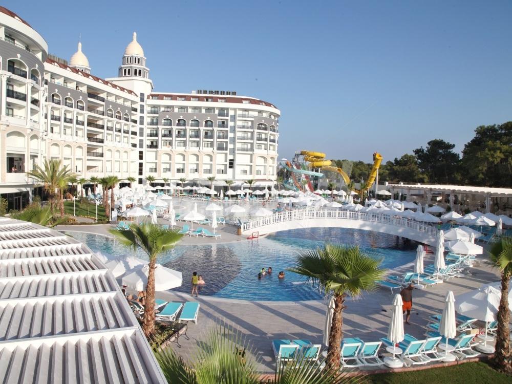 почивка в Diamond Premium Hotel and Spa