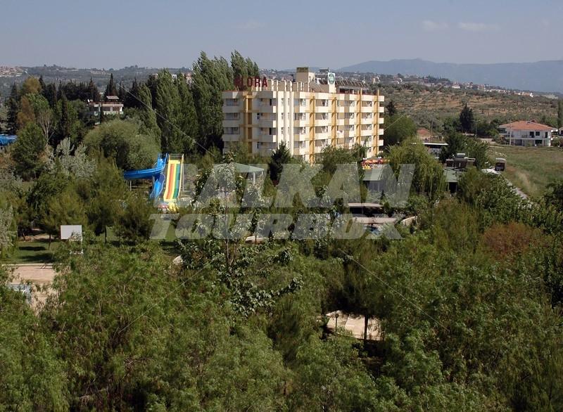 почивка в  Flora Suites