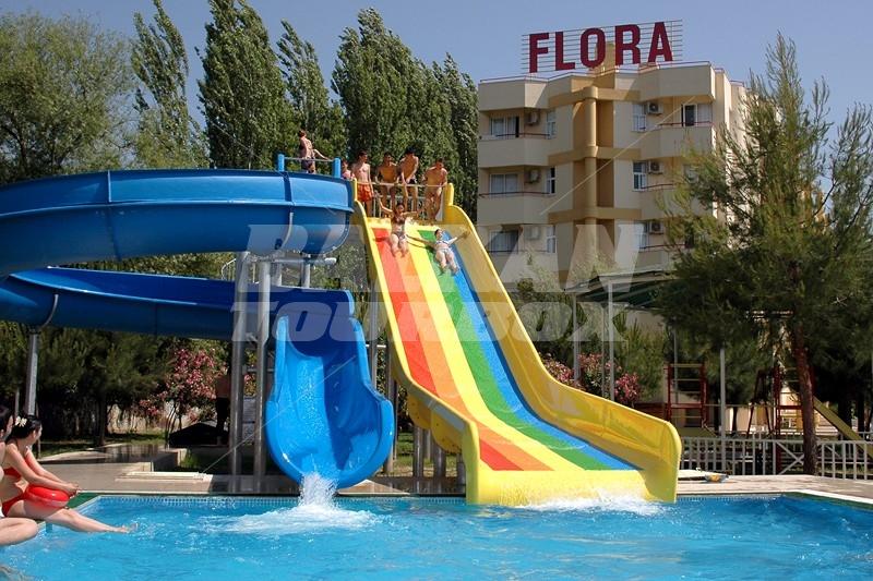 почивка в Flora Suites