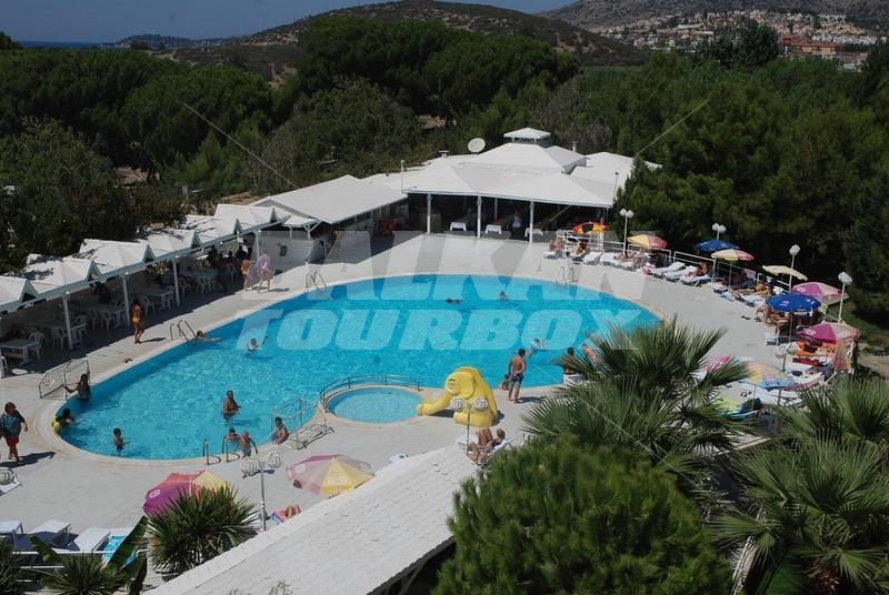 почивка в Flora Suites